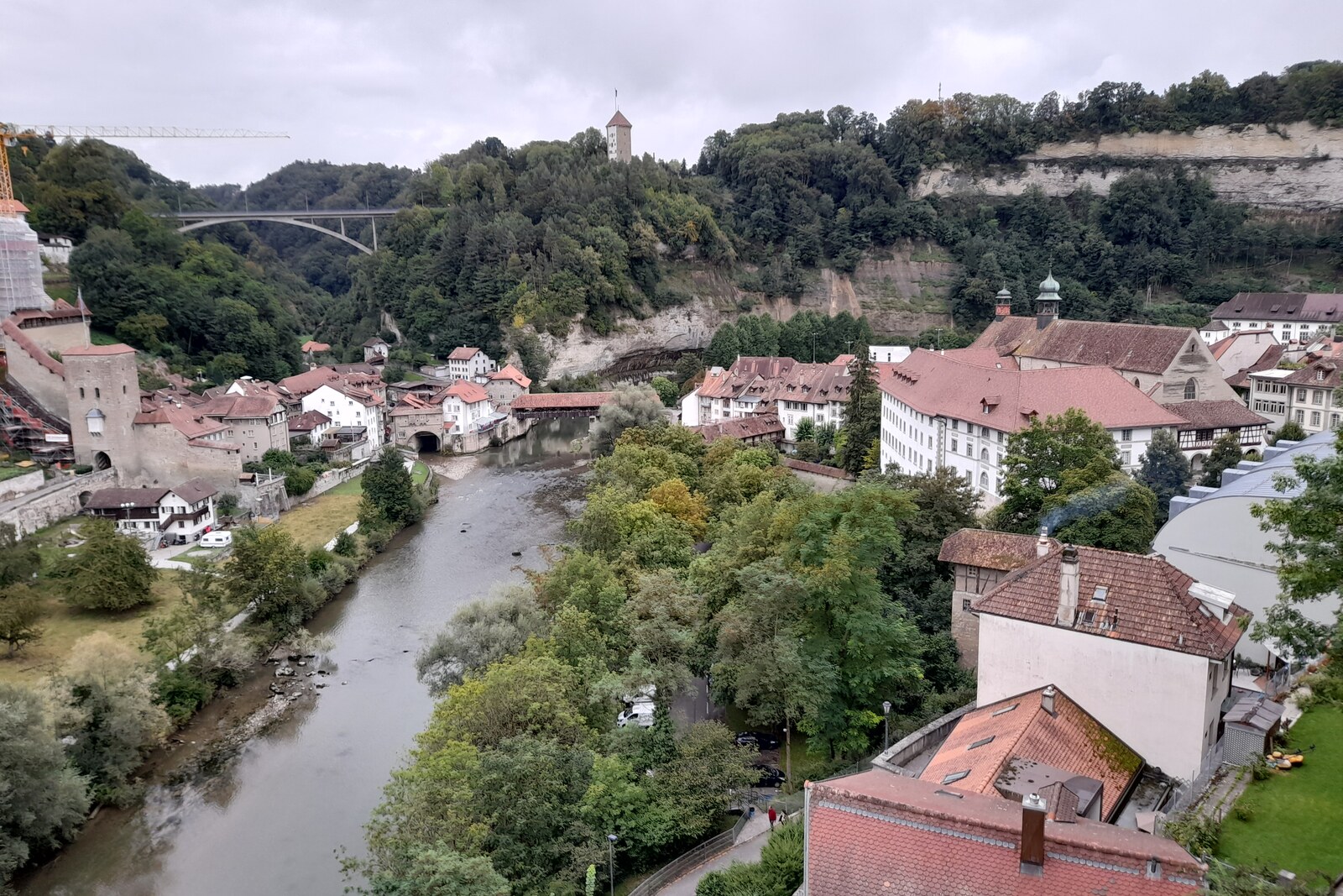 Fribourg - Couronne dentaire tombee, que faire et quand consulter