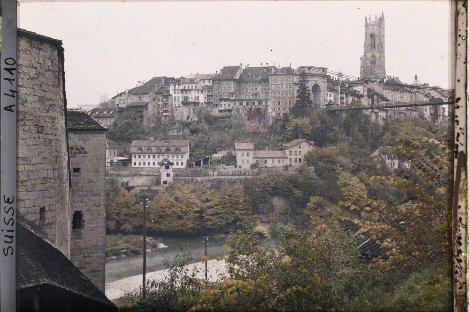 Fribourg - Plombage tombe, que faire et quand consulter